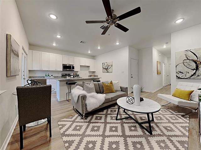 Photo - 603 Briarwood Ln