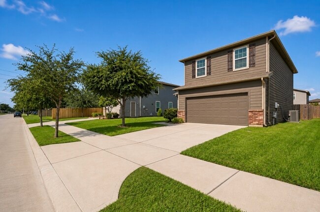 Photo - 12318 Skyview Manor Dr