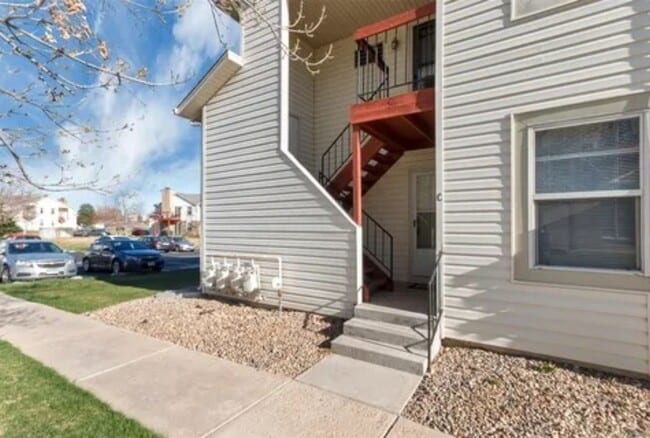 Photo - Spacious Updated Ranch Style Condo