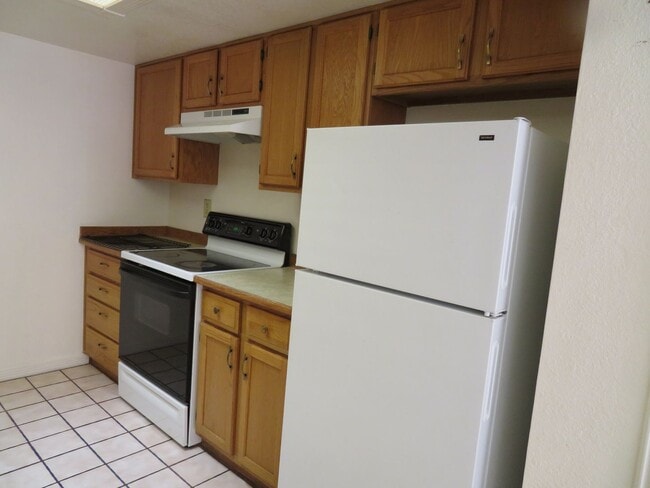 Photo - Clean 3 Bedroom 2 Bath Home For Rent