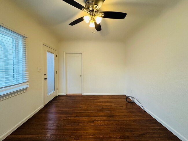 Photo - AVAILABLE NOW! CHARMING 1BD/1BA NORTH PARK BUNGALOW! ONLY $2,095/MO! Unit 4514.5 Idaho Street