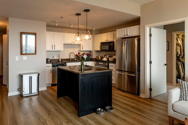 Photo - 929 Portland Ave S Unit 2202, Minneapolis, MN 55404, USA