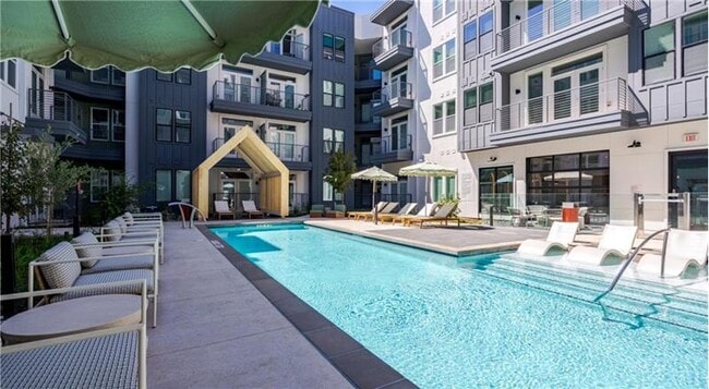 Building Photo - 5902 Westminster Dr Unit A7-66