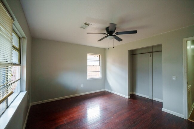 Building Photo - 1904 Edgehill Rd