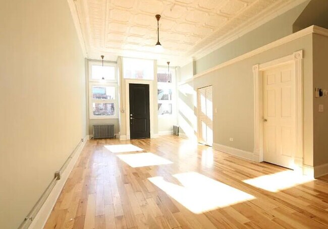 Photo - 1316 W Erie St