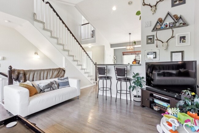 Building Photo - Arvada Townhome with Lake Views