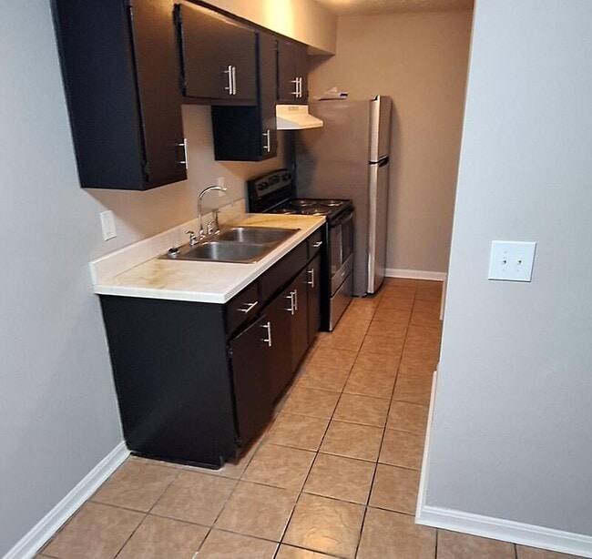 Photo - 670 Knox Blvd Unidad 23 Rental