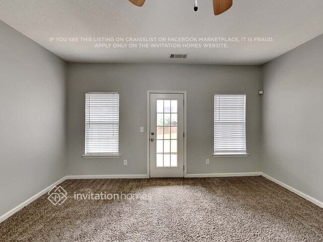 Photo - 605 City Park Dr