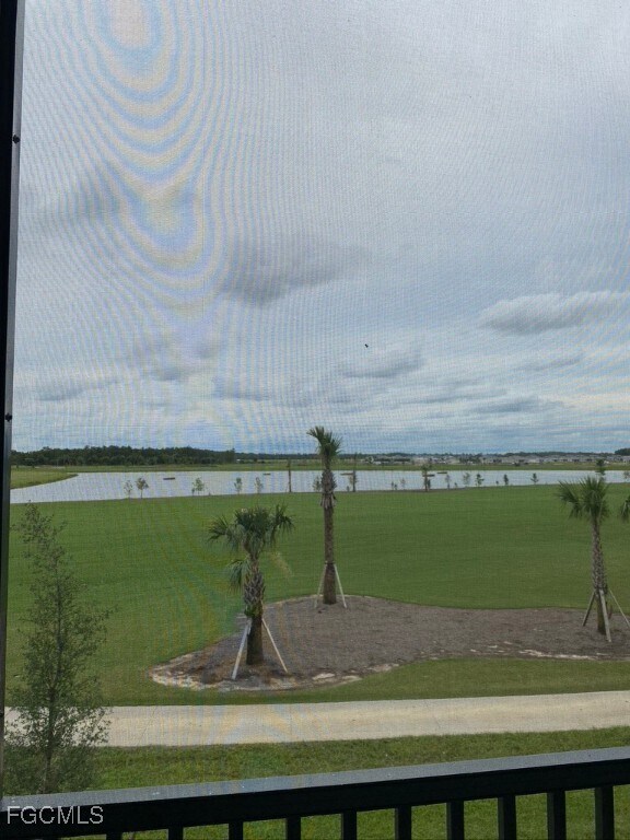 Building Photo - 15275 Grn Acrs Ave Unit 324