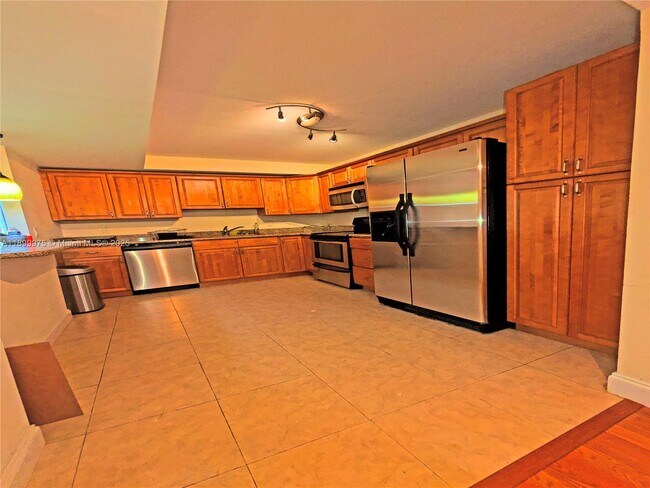 Photo - 400 Leslie Dr Unit 224