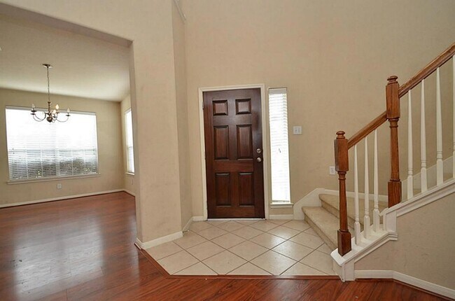 2502 Quiet Sage Ln