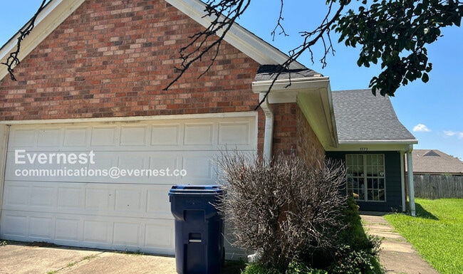 Building Photo - 5573 Kaitlyn Dr W Rental