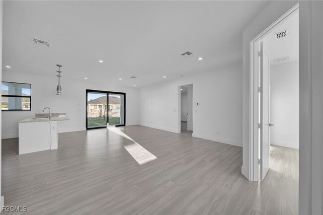Photo - 1908 NW 24th Ave