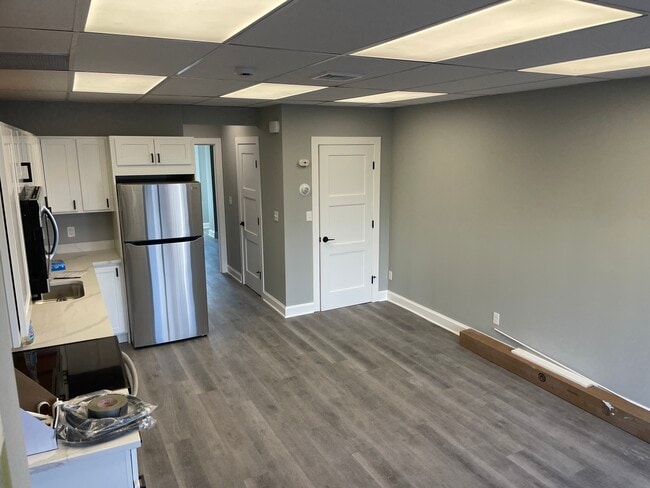 Photo - 127 Tunxis Hill Rd Unit 2