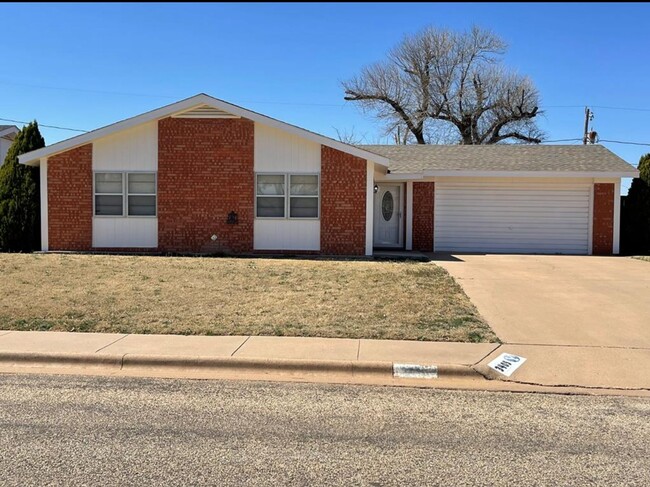 Beautiful 3 bedroom 2 bath home close to S... - Beautiful 3 bedroom 2 bath home close to S...