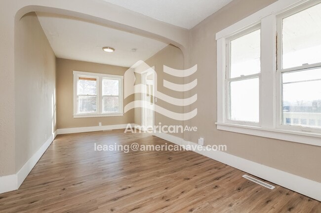 Photo - 4258 Laurel Ave