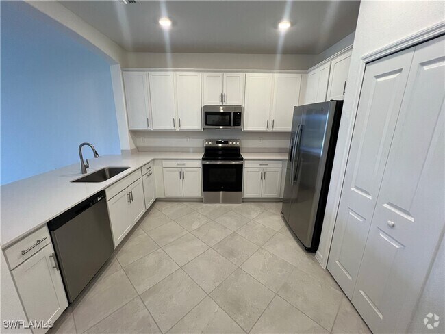 Building Photo - 2320 Dragonfruit Wy Rental