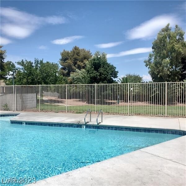 4032 Village Square Unit 0