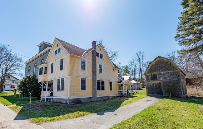 Photo - 2755 Essex Rd
