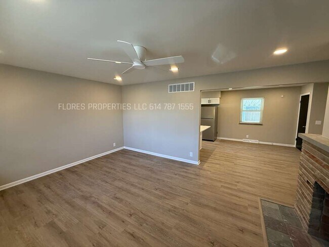 Photo - 4406 Glenmawr Ave