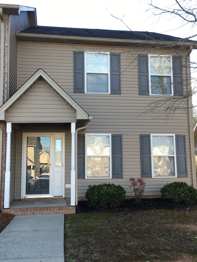 2 BDRM 2.5 BA TWO STORY CONDO IN RANDLEMAN... - 2 BDRM 2.5 BA TWO STORY CONDO IN RANDLEMAN...