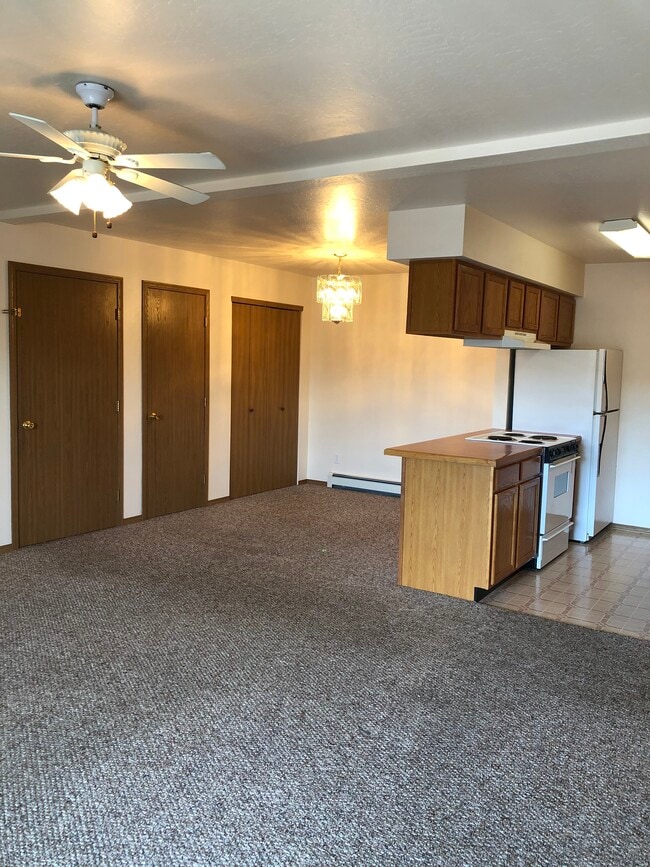 Building Photo - 721 Hobson Ave Unit 12