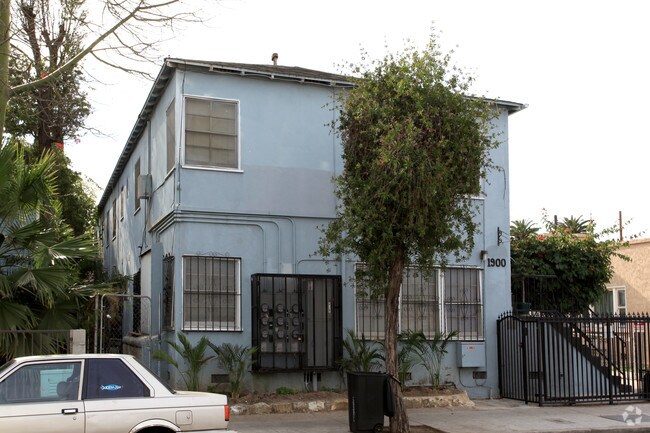 Photo - 1900 E 7th St