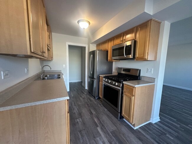 Photo - 306 Northwestern Ct