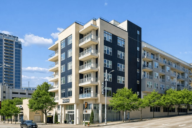 Building Photo - Moda Apartments