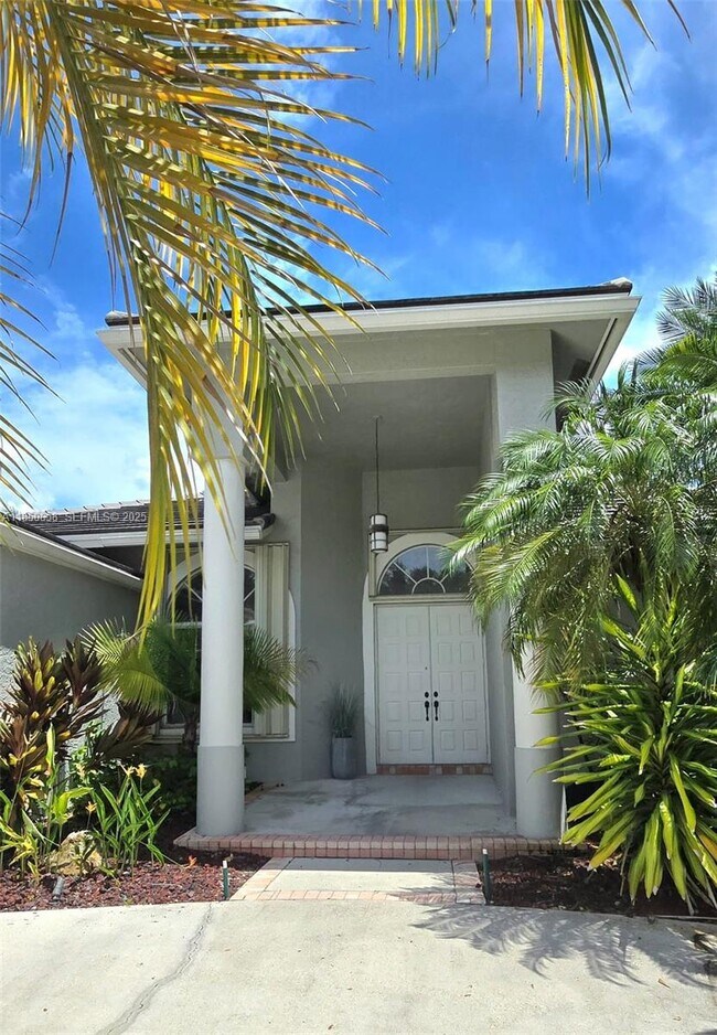 Building Photo - 1506 Lantana Ct