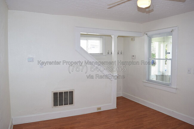 Photo - 857 W 41st St