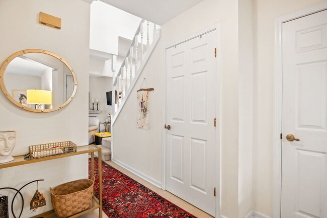 Photo - 103 N Bennett St