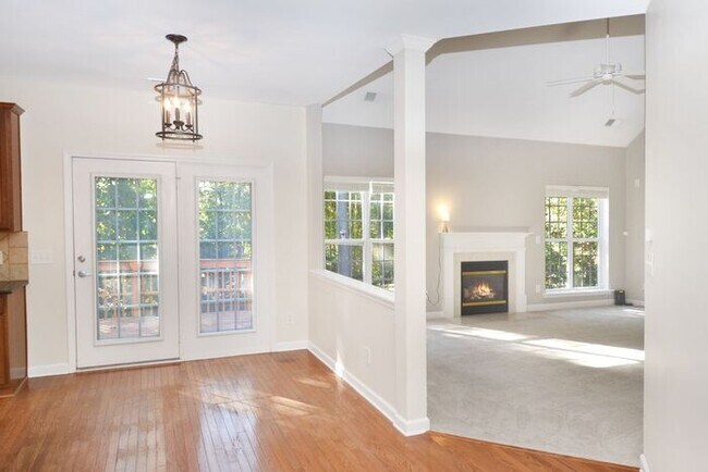 Photo - 1428 Bedlington Dr NW