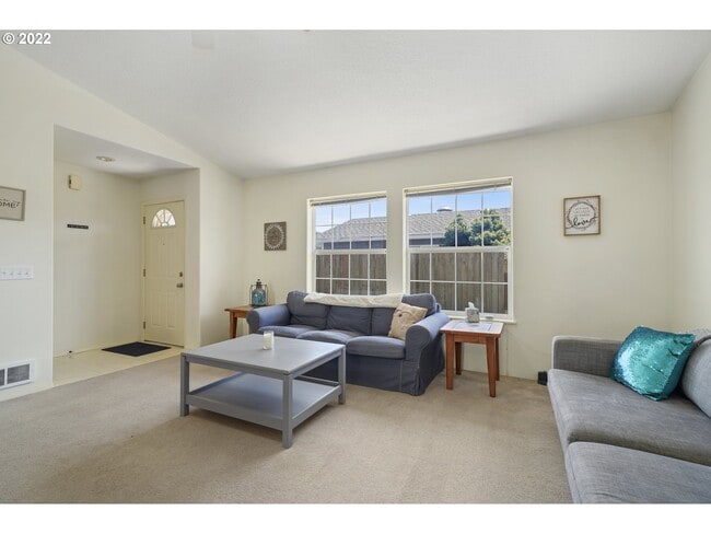 Photo - 909 Madrona Ave Unit A