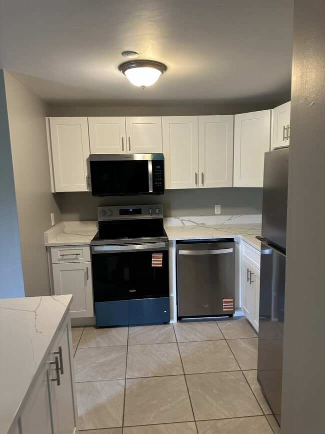 Photo - 412 Elmwood Dr