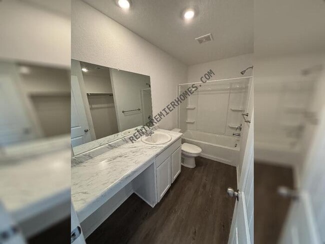 Photo - 70 Kinley Brk Ln