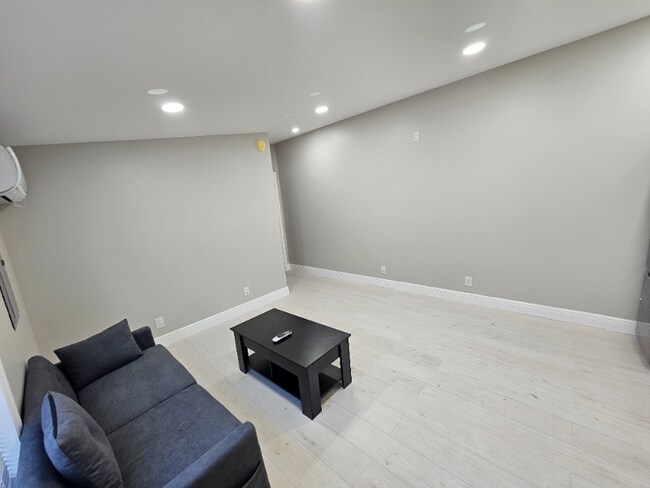 Photo - 317 Boston Ave