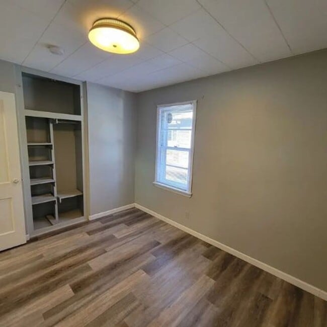Photo - 3 Bedroom Home with Garage & Central Air