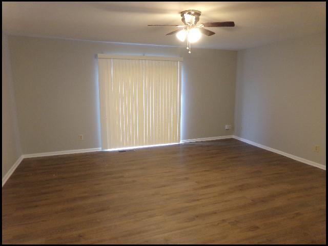 Photo - 1807 Sanford Dr