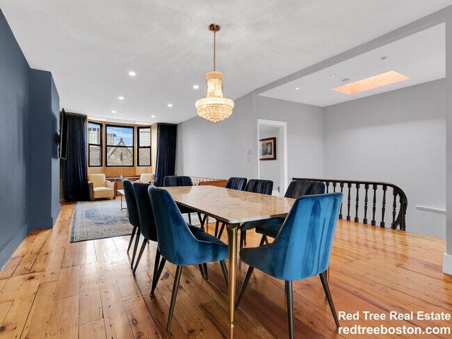 Photo - 482 Columbus Ave