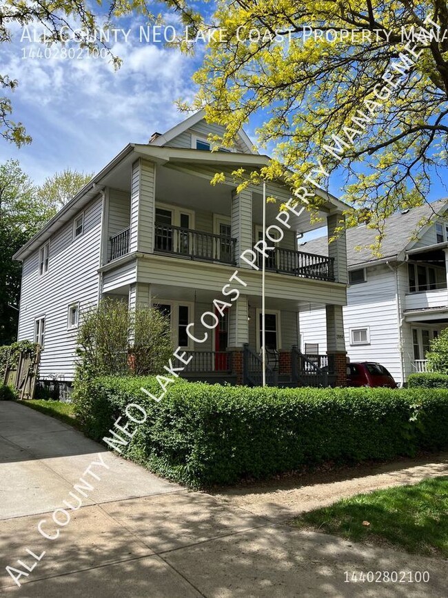 Building Photo - 2084 Dowd Ave Unit Down