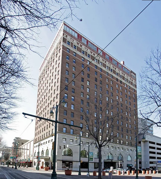 Building Photo - MainStreet109N Unit 1