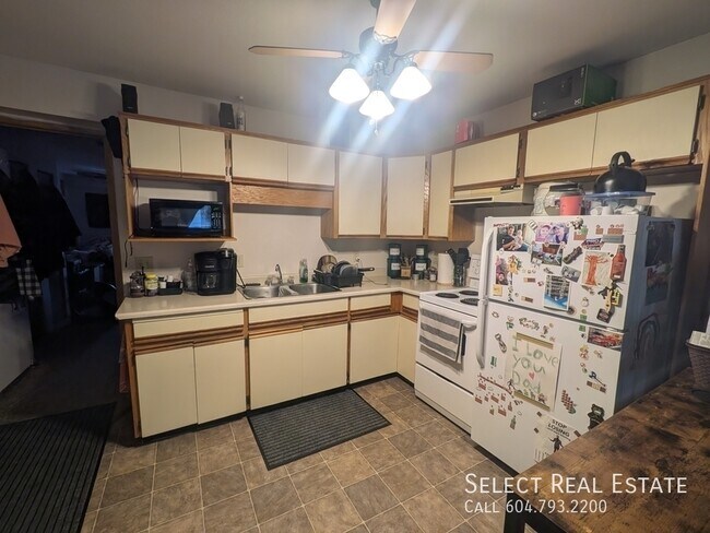 5662 Vedder Rd Unit 23