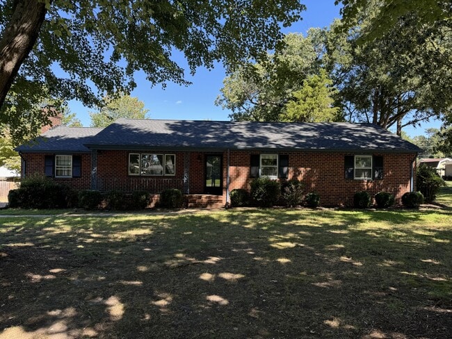 Building Photo - 7238 Bellspring Dr