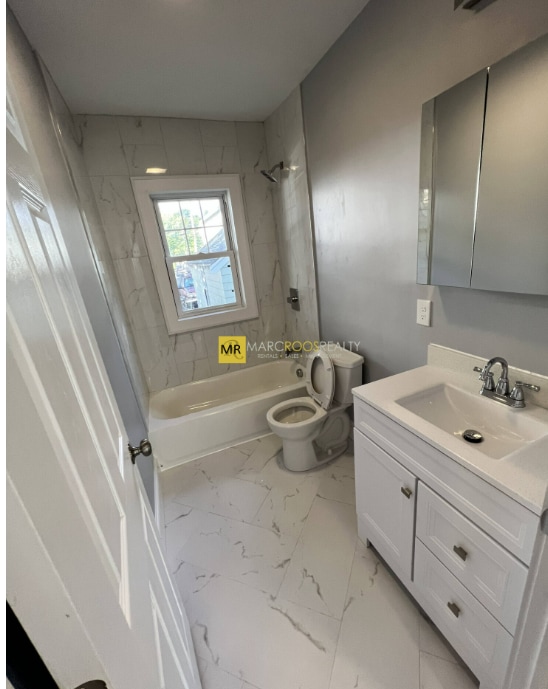 Photo - 12 Lawrence St Unidad 12