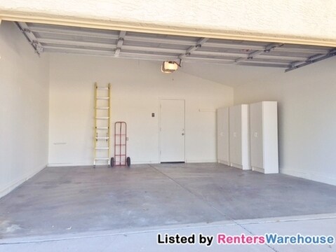 Photo - 1915 N Scovel St