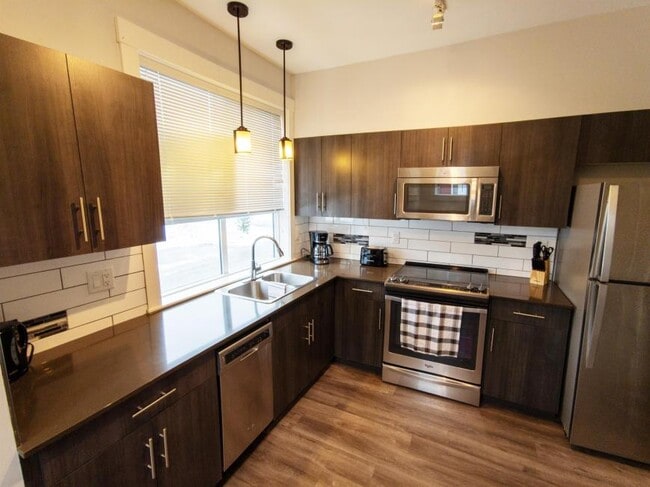 Building Photo - 2 bedroom in Kitimat BC V8C 2N9