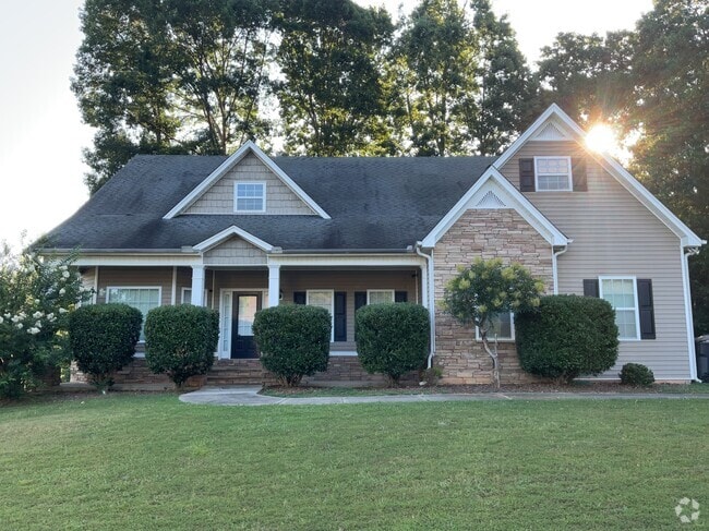 Building Photo - 114 Stiles Dr Rental
