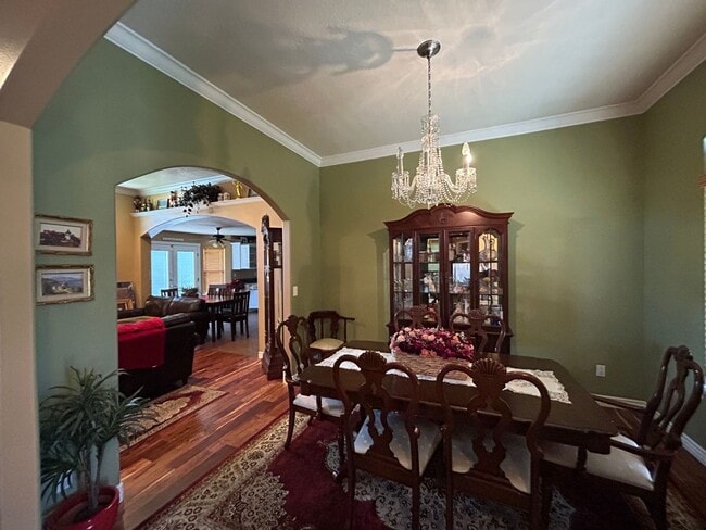 Photo - 5 Bedroom 2.5 Bathroom Upstairs Unit in Spanish Fork!