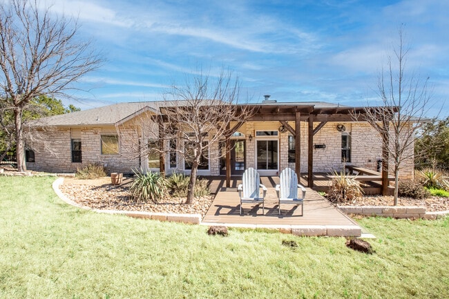 Building Photo - 20712 Hayes Cv